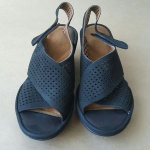 Clarks Artisan Nubuck Wedge Sandals Size 6